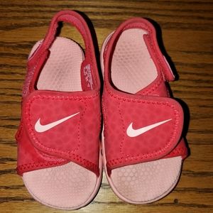 little girl nike sandals